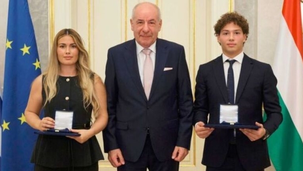 Με το Χρυσό Μετάλλιο Τιμής τίμησε τον Θεσσαλονικιό  Αναστάσιο Γκαρίπη η Ουγγαρία – Έσωσε πατέρα και κόρη από πνιγμό στην Επανομή 